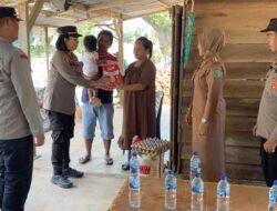 Kapolres Konawe Berikan Bantuan Kepada Penderita Stunting di Amonggedo