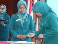 Lantik Ketua TP PKK Koltim dan Bombana, Begini Harapan Munanah Asrun Lio