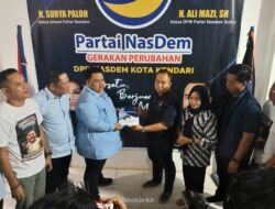 Kembalikan Formulir Pendaftaran Balon Wali Kota, Yudhianto Mahardika Dikawal Ratusan Relawan