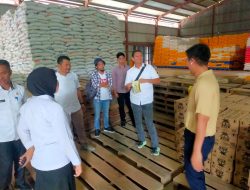 Polres Konawe Bersama Perindag Gelar Sidak di Gudang Dolog dan Toko Sembako