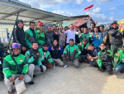 Kadin Sultra Bagi 400 Karung Beras untuk Pengemudi Ojol Kendari