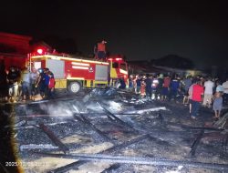 Kebakaran Hebat Landa Pasar Sentral Asinua, Penyebab Masih Diselidiki