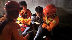 Aksi Nekat di Ujung Senja Kolaka, Remaja Panjat Tower Berakhir Selamat Berkat Tim SAR