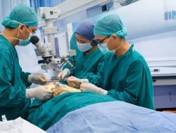 Hadiah HUT Sultra, Operasi Katarak Gratis Buka Harapan Baru bagi Warga