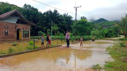 Personel Polres Konawe Pantau Wilayah Rawan Banjir